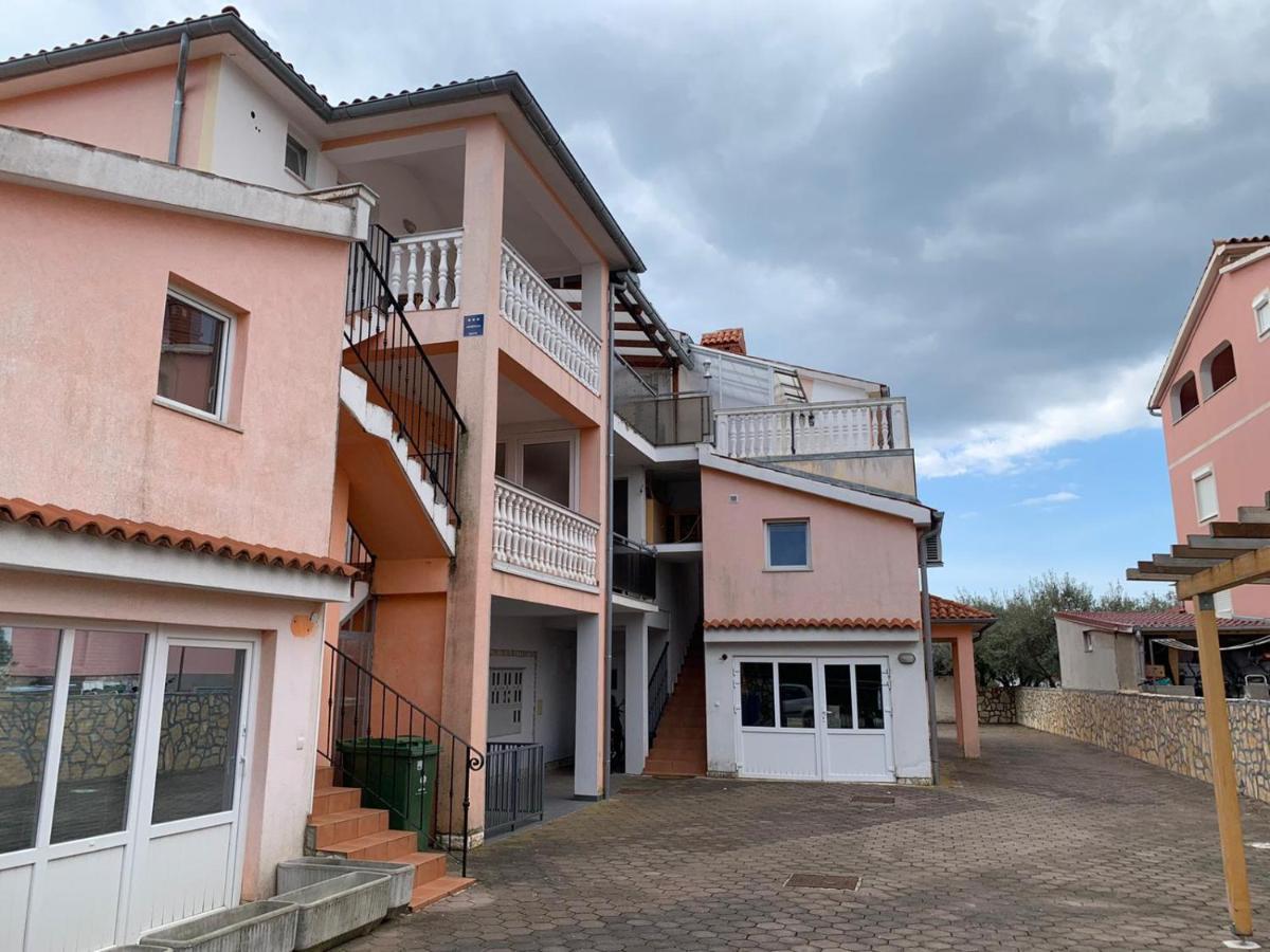 Apartman Dobric Fažana Buitenkant foto